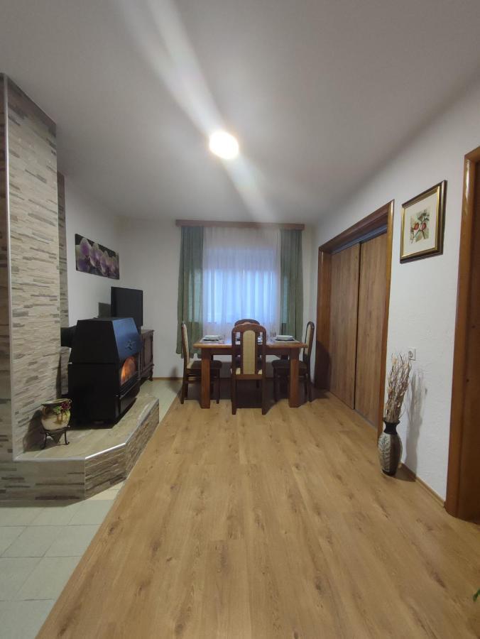 Apartman Adna Kulen Vakuf Dış mekan fotoğraf