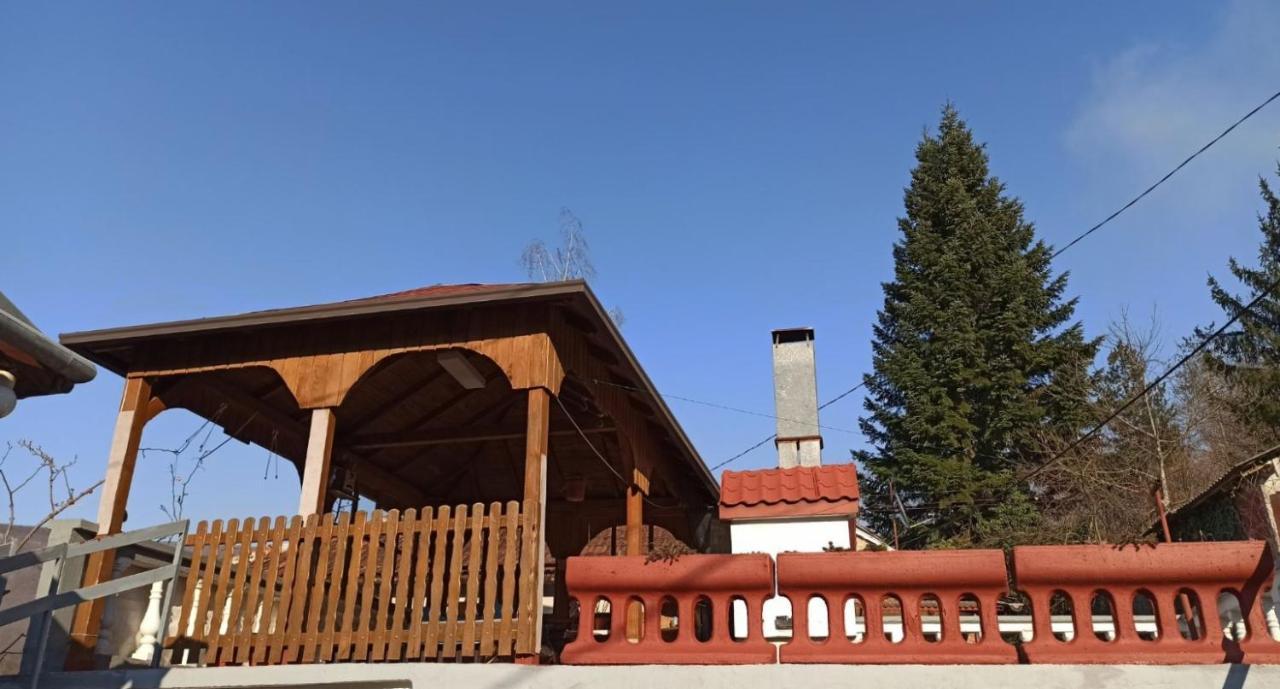 Apartman Adna Kulen Vakuf Dış mekan fotoğraf