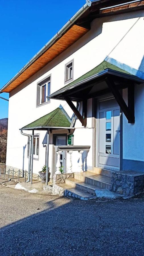Apartman Adna Kulen Vakuf Dış mekan fotoğraf